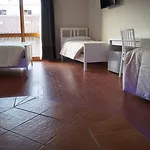 Gialel Pensión 3*